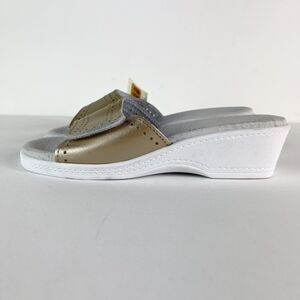 Bartolini NWT Women's Gold Slide Celia Slip On Sandals Size 9